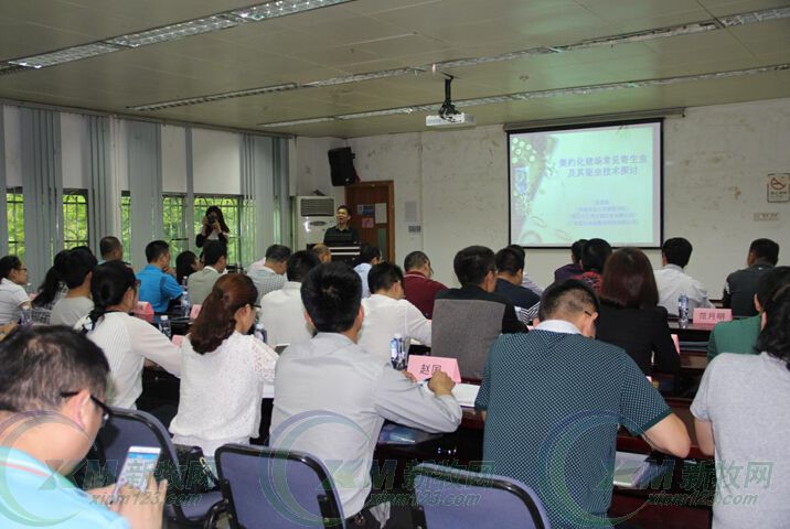 猪场驱虫有妙招--正典驱虫培训班吸引众多规模猪场参与
