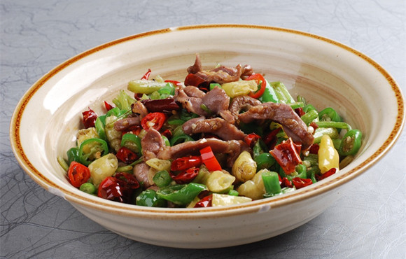 爆炒香辣鸡胗好吃下饭,下饭下酒的爆炒鸡胗越教越有嚼劲