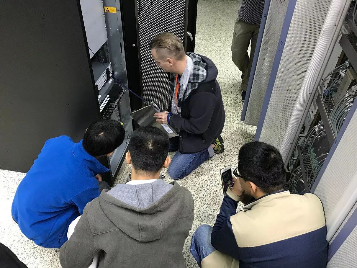 绉诲姩4g铻嶅悎瀹藉甫,4g绉诲姩骞冲彴