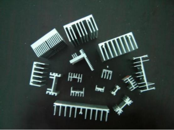 最畅销的铝合金散热器,铝合金散热器是怎么用的