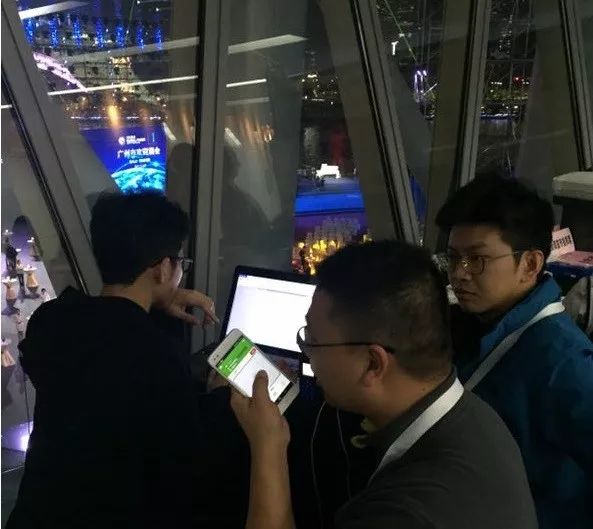 绉诲姩4g铻嶅悎瀹藉甫,4g绉诲姩骞冲彴