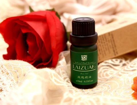 玫瑰精油与玫瑰果精油有什么区别,玫瑰精油和茉莉精油哪个效果好
