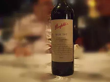 奔富和拉菲齐名吗,奔富与拉菲齐名