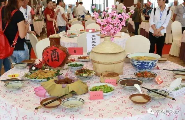 弥勒市旅游必去景点弥勒特色美食,云南弥勒美食百年老店