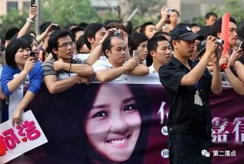 赫子铭被骂完整视频,赫子铭被怼视频