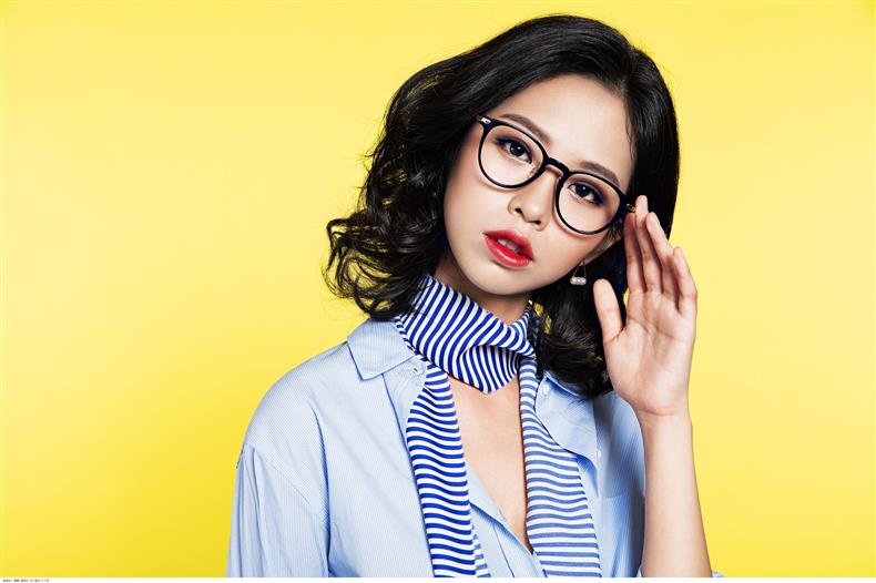 根据脸型选眼镜图片,脸型选眼镜