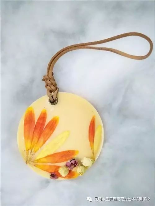 手工腊梅花蜡烛教程,植物压花蜡烛diy沙龙活动