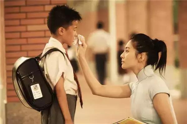 周星驰与张敏演过的电影作品,周星驰和女神张敏一部经典的电影