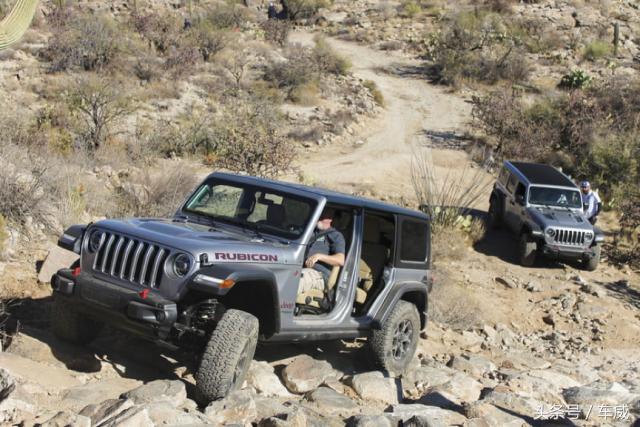 外媒评全新牧马人：越野能力更加强悍，公路开动舒适性也有很大