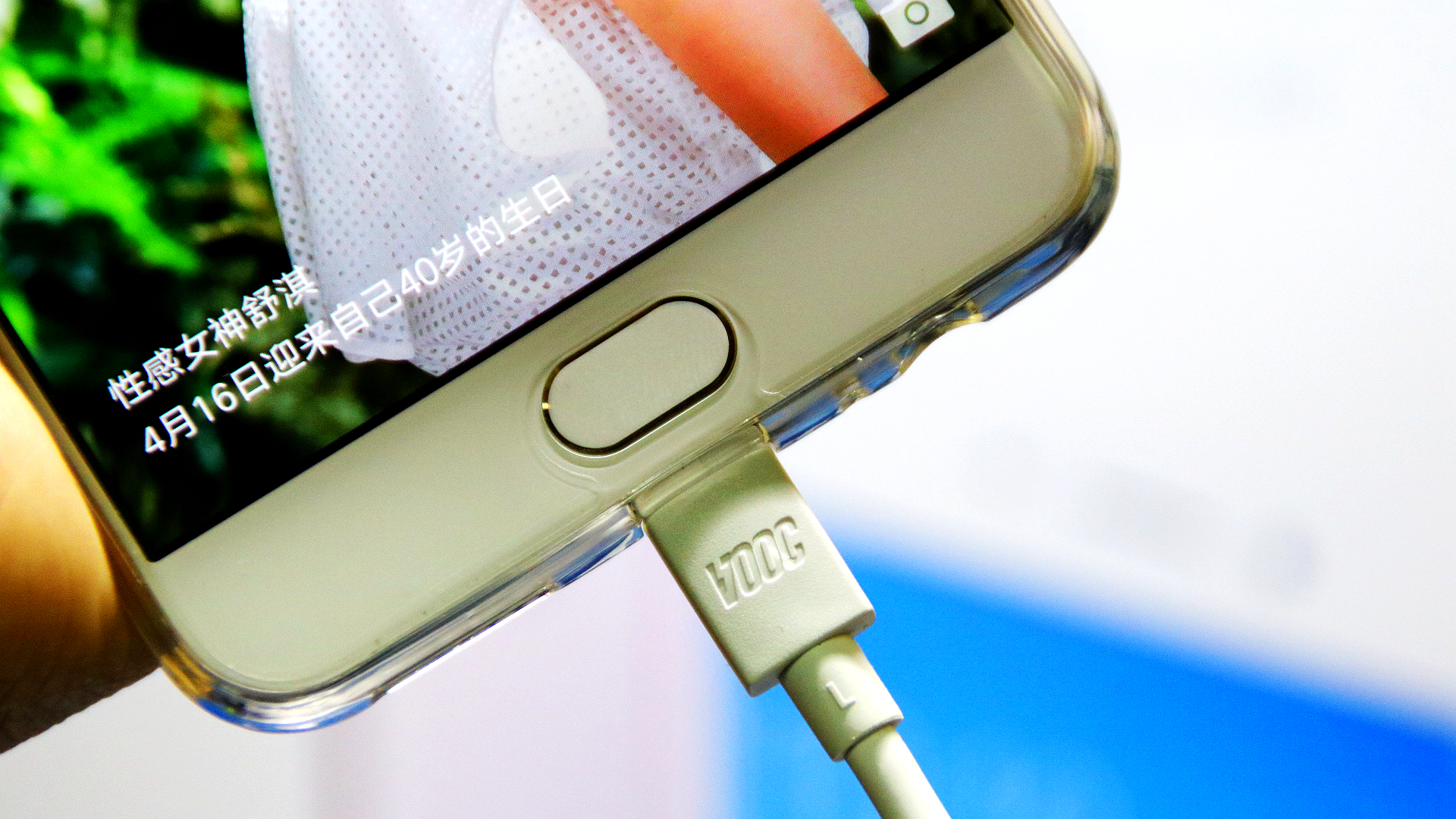 杨幂李易峰代言的手机oppo,李易峰代言oppo手机现在的价格