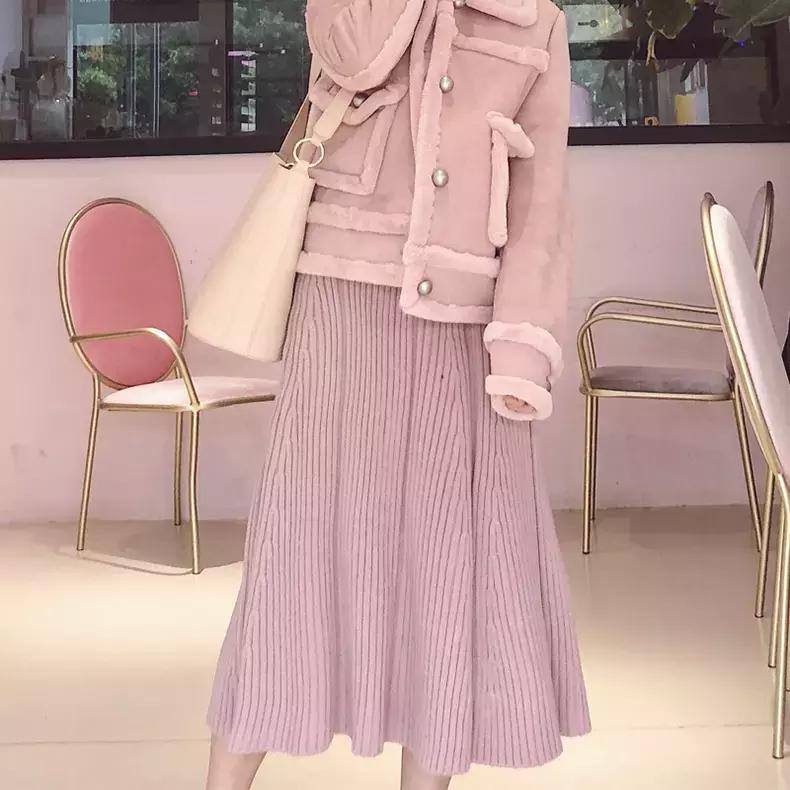 黑色紧身针织半身裙穿搭,高腰针织半身裙搭配什么上衣