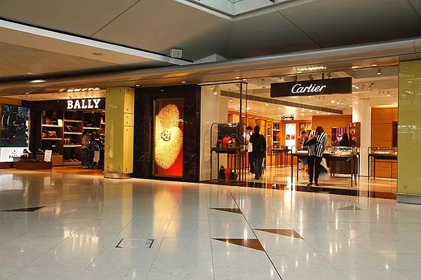 去香港买哪些产品好,去香港哪些烟值得购买