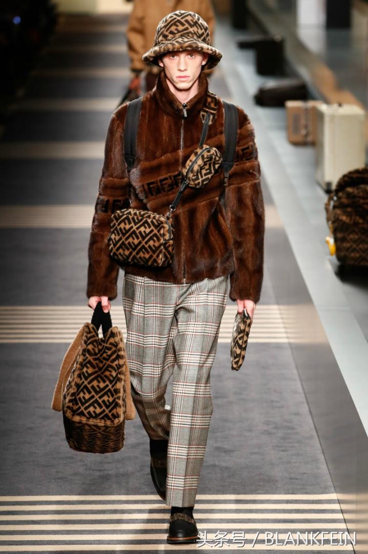 fendi芬迪2018春夏时装秀,芬迪fendi2016秋冬时装秀