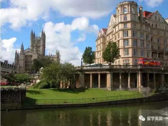 英国金融强势院校,英国金融经济学大学排名