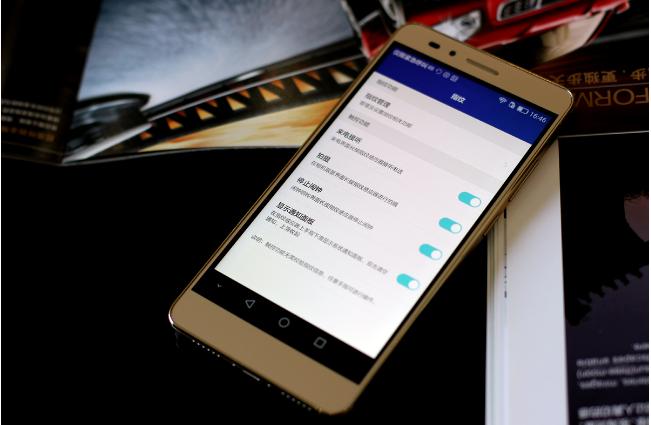 斩获1000元-1500元销冠荣耀畅玩5X评测