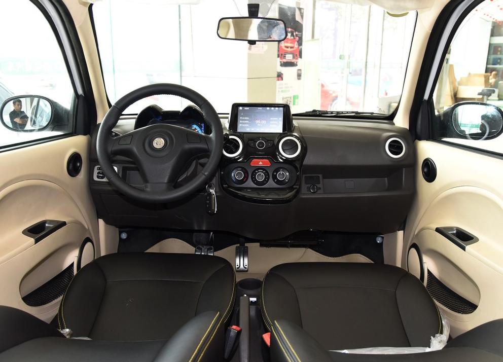 吉利知豆电动汽车租赁,吉利知豆d1租赁