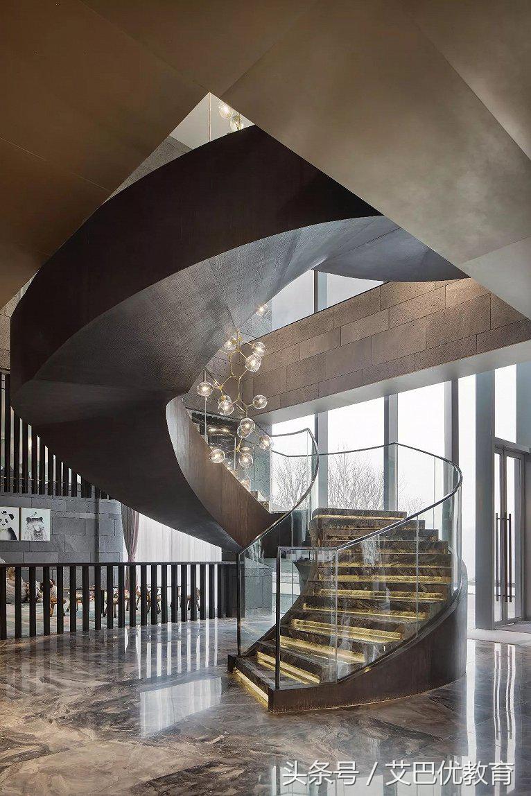 重庆1.8亿打造的亚洲顶级悬崖会所，你怎么看？