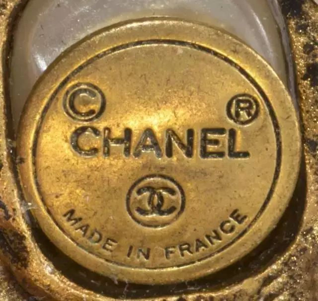 chanel饰品真假对比,chanel饰品包装盒真假鉴别