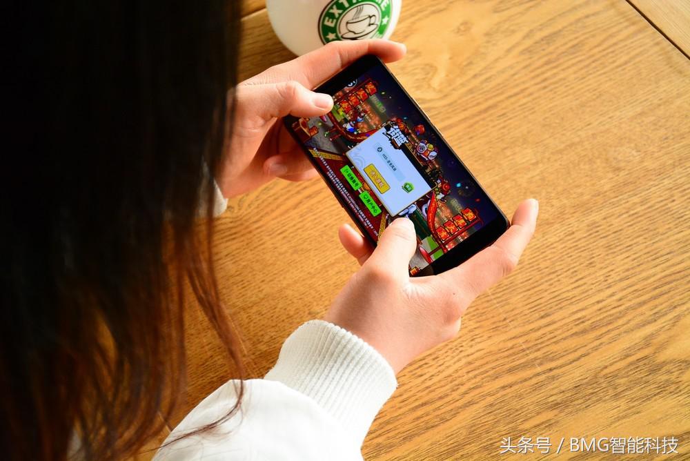 「超长评测」这年头有钱就能造手机！看看“国美U7”是个什么鬼？