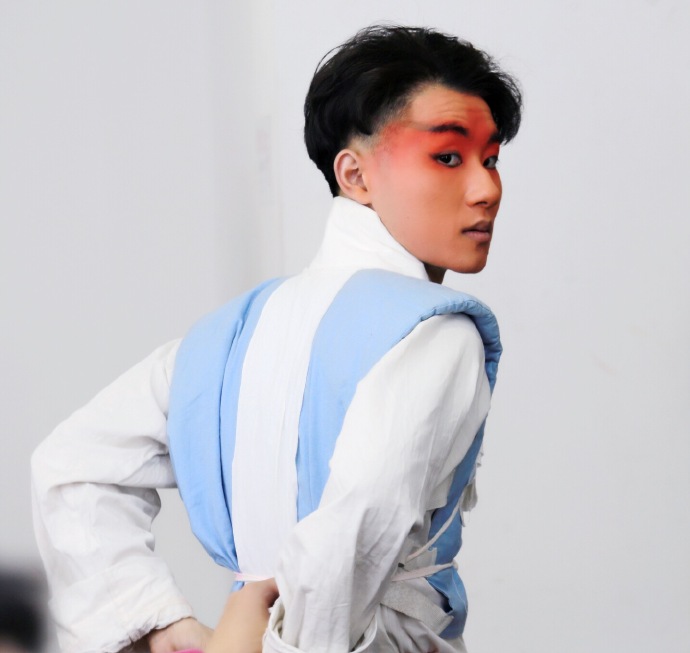 郭德纲被陶阳戏耍上一下,郭德纲让陶阳救场