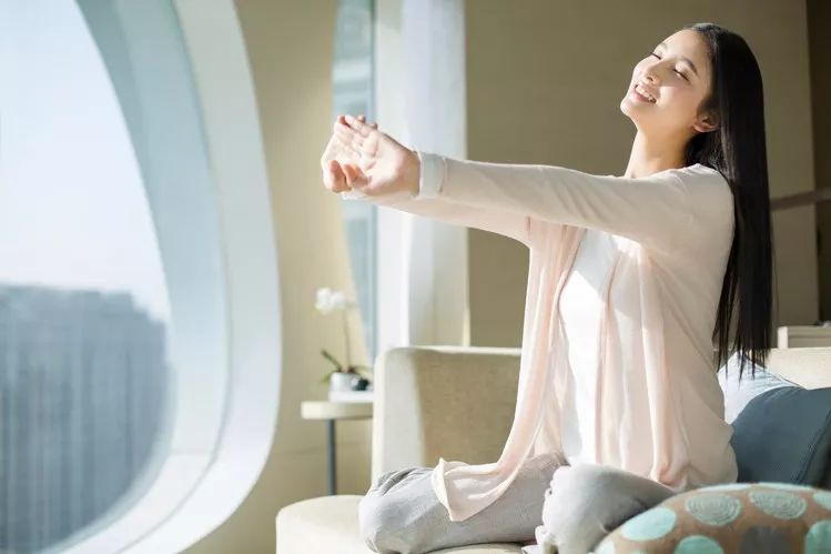 嘘悄悄告诉你,嘘悄悄英文