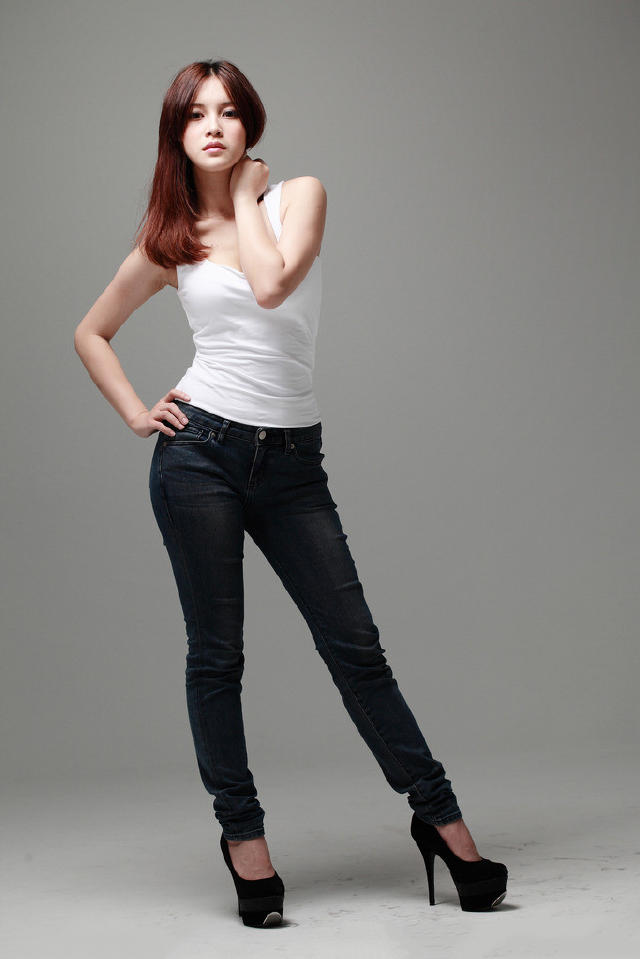 爆款夏款牛仔裤怎么搭配,青少年衣服搭配潮流牛仔裤夏款