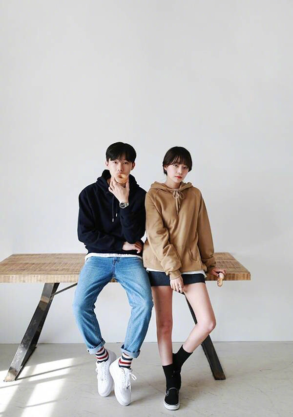 春季情侣装搭配,情侣装卫衣一男一女高级春季套装