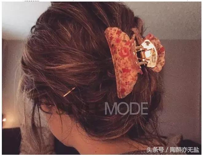 适合减龄少女心的发饰,80年代最流行的女士发饰