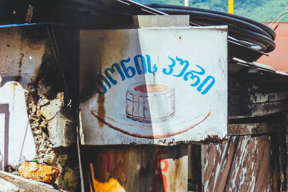 藏在山谷间的红酒小镇,藏在山谷的红酒小镇