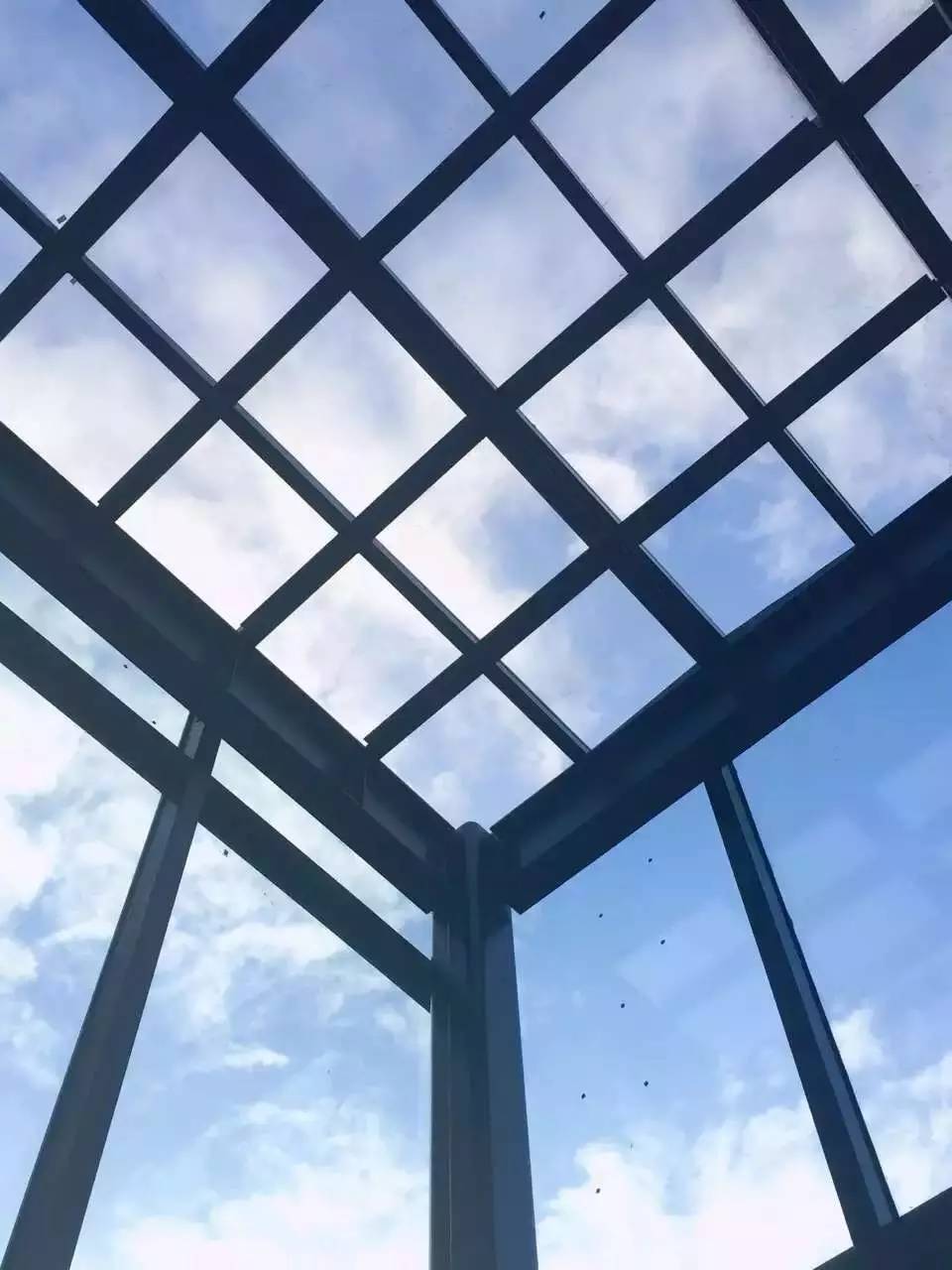 北师珠艾利斯顿楼，期待与北师珠最美丽的你一起自拍。