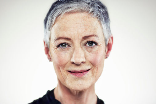 额头皱纹和眼角皱纹怎么去除,怎样消除皱纹六个去皱纹的小妙招