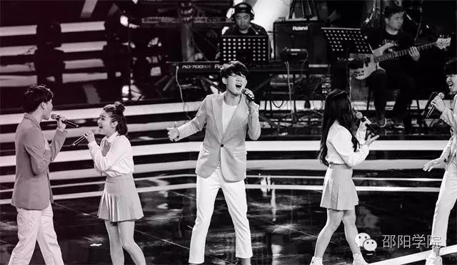 邵阳学院全国八强,邵阳学院校园好声音周劲飙