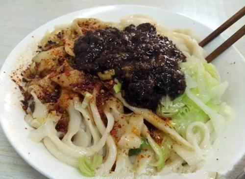 资深吃货看过来，catch一条被忽略的美食老街--红专南路