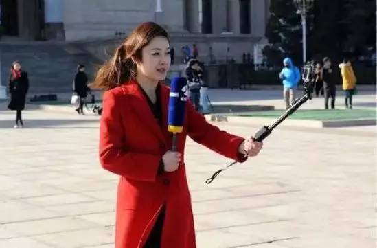 好用的自拍杆推荐防抖,多功能旋转防抖自拍杆