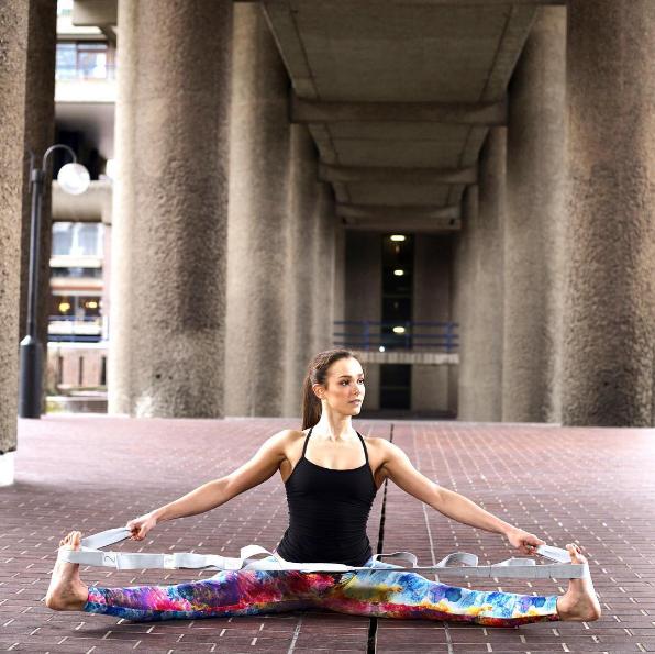 瘦腿操后拉伸动作,瘦腿拉伸操跟练完整版