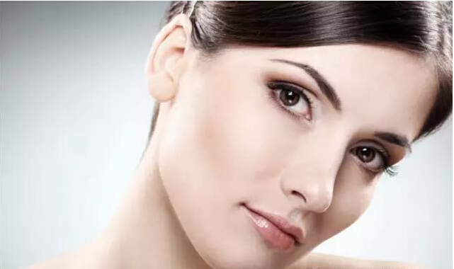 解决眼袋只需要三步,有眼袋不要慌用这个方法简单实用