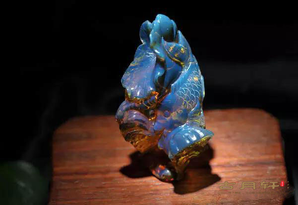 红皮蓝珀,蓝珀的红皮和灰皮有什么区别