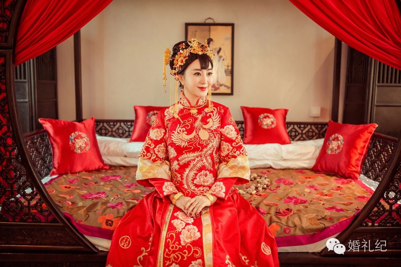 分毫不差按清朝老北京规矩结婚新郎三支箭射向端庄典雅新娘