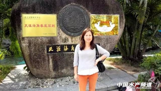 卖饲料的小女子,卖潜江小龙虾的姑娘