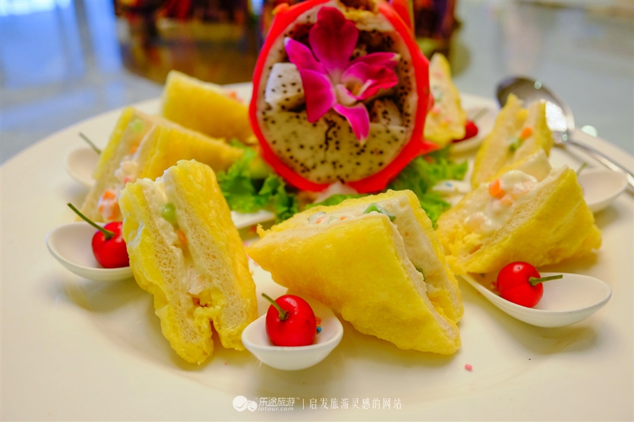 碧桂园十里金滩酒店海边上的五星酒店