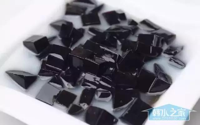 草粿烧仙草龟苓膏凉粉区别,草粿跟龟苓膏哪个好吃