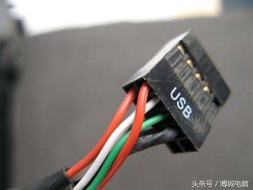 diy电脑主机你必须要知道主板跳线,分享接电脑主板跳线的小技巧