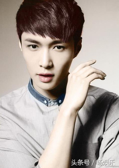 张艺兴成功背后的努力,张艺兴努力就一定会有努力的结果