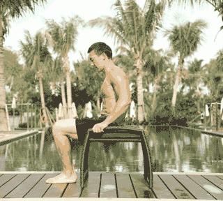 漂亮的马甲线和汗珠是分不开的,最完美的人鱼马甲线