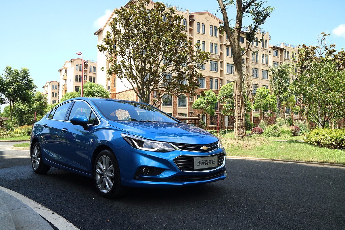 雪佛兰新款科鲁兹试驾评测,雪佛兰科鲁兹1.4t油耗17年上牌