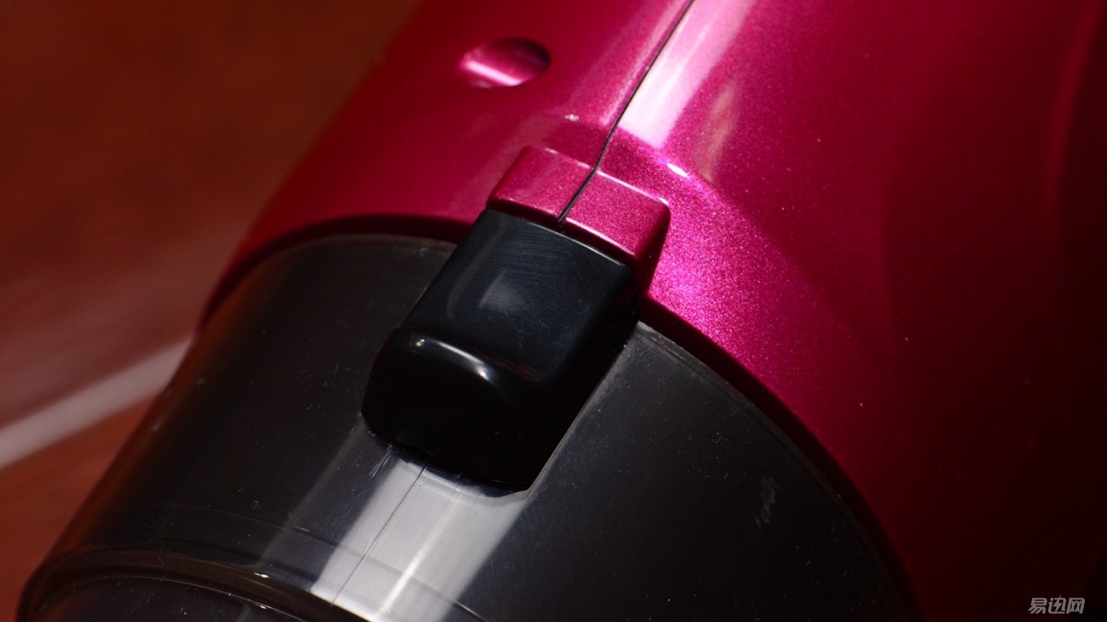 海尔最新款吸尘器测评,海尔吸尘器zw1500-2拆解