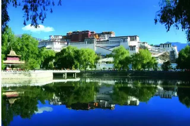 国内旅游值得去的地方,国内最值得去40个景点