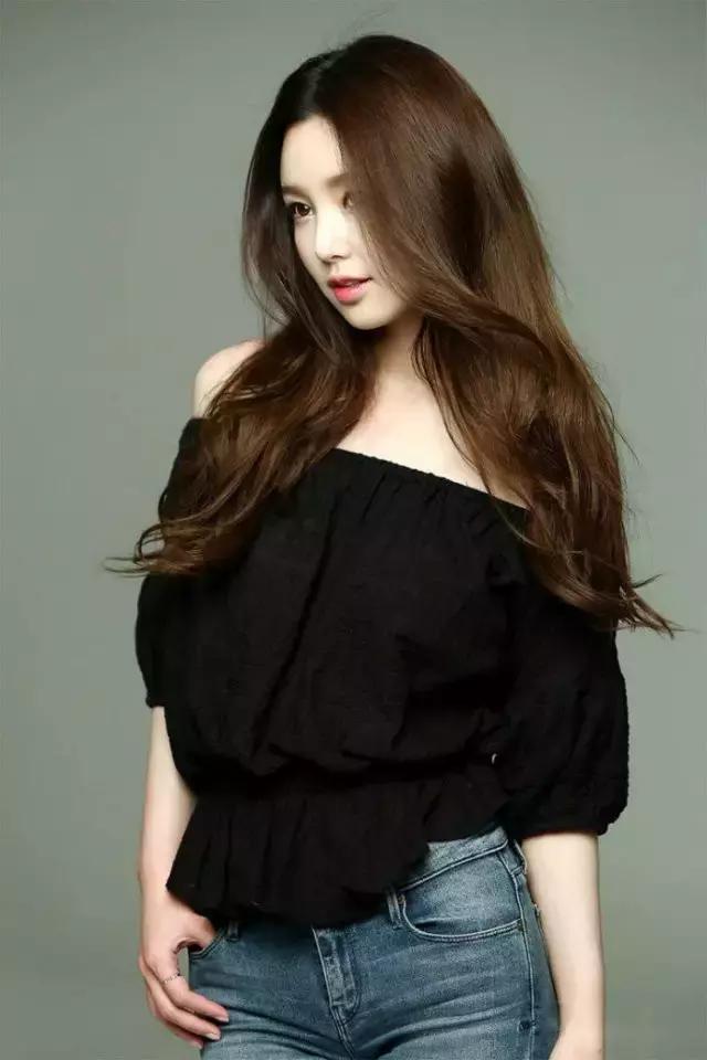 韩国瘦身瑜伽,韩国男女瑜伽教练教学