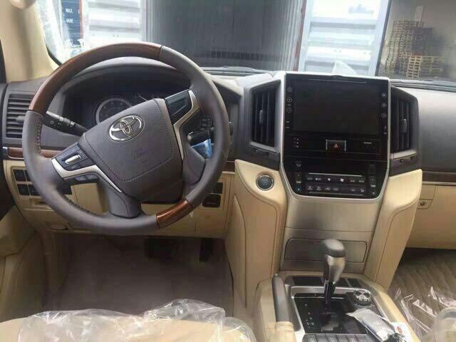 中东版兰德酷路泽460017款,兰德酷路泽2015款中东版讲解