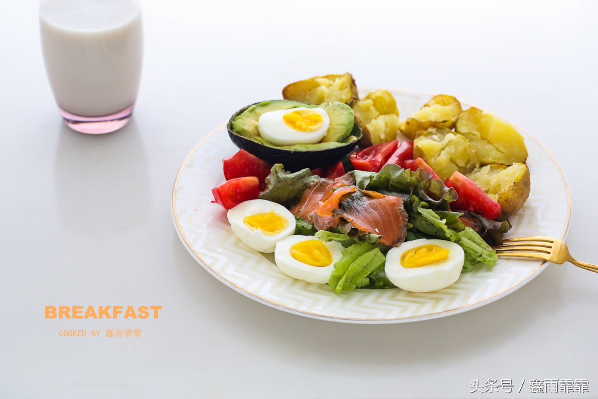 牛油果怎么挑选才是正确的,怎么挑选牛油果最好吃